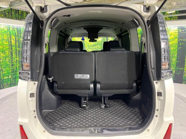 ヴォクシー ZS 煌 禁煙車 セーフティセンス メモリーナビ バックカメラ フリップダウンモニター 両側電動スライド 車線逸脱警報 LEDライト オートハイビーム 純正16インチアルミホイール スマートキー(36枚目)