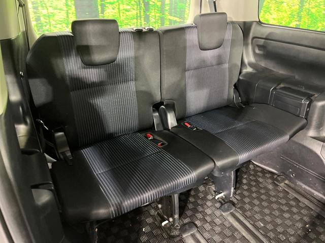 ヴォクシー ZS 煌 禁煙車 セーフティセンス メモリーナビ バックカメラ フリップダウンモニター 両側電動スライド 車線逸脱警報 LEDライト オートハイビーム 純正16インチアルミホイール スマートキー(40枚目)
