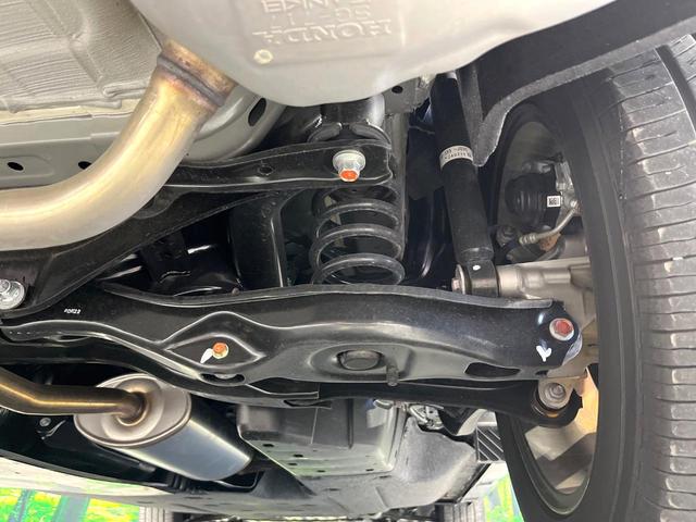 ZR-V e:HEV Z 禁煙車 ホンダセンシング BOSEサウンド9型ナビ 全周囲カメラ ブラインドスポットモニター 前席シートヒーター ステアリングヒーター 電動リアゲート ETC パドルシフト パワーシート(19枚目)
