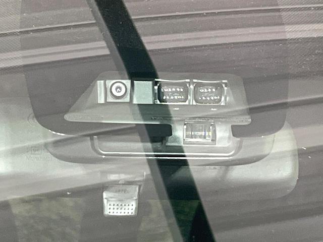 ヴォクシー ZS 煌II 禁煙車 フリップダウンモニター 衝突軽減装置 純正10型ナビ バックカメラ 両側電動スライド クルコン LEDヘッド オートハイビーム デュアルエアコン リアオートエアコン クリアランスソナー ETC(4枚目)