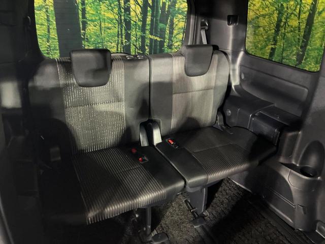 ヴォクシー ZS 煌II 禁煙車 フリップダウンモニター 衝突軽減装置 純正10型ナビ バックカメラ 両側電動スライド クルコン LEDヘッド オートハイビーム デュアルエアコン リアオートエアコン クリアランスソナー ETC(11枚目)