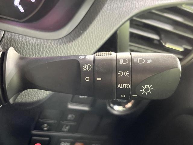 ヴォクシー ZS 煌II 禁煙車 フリップダウンモニター 衝突軽減装置 純正10型ナビ バックカメラ 両側電動スライド クルコン LEDヘッド オートハイビーム デュアルエアコン リアオートエアコン クリアランスソナー ETC(49枚目)