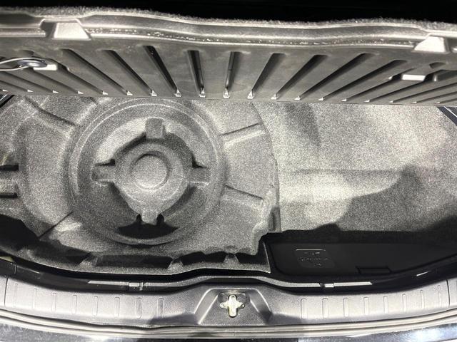 ヴォクシー ZS 煌II 禁煙車 フリップダウンモニター 衝突軽減装置 純正10型ナビ バックカメラ 両側電動スライド クルコン LEDヘッド オートハイビーム デュアルエアコン リアオートエアコン クリアランスソナー ETC(55枚目)