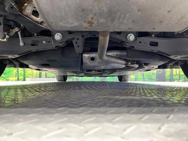 プリウス Sセーフティプラス 禁煙車 衝突軽減装置 純正9型ナビ バックカメラ レーダークルーズ ETC LEDヘッド&フォグ オートハイビーム オートエアコン クリアランスソナー ステアリングスイッチ 車線逸脱警報(19枚目)