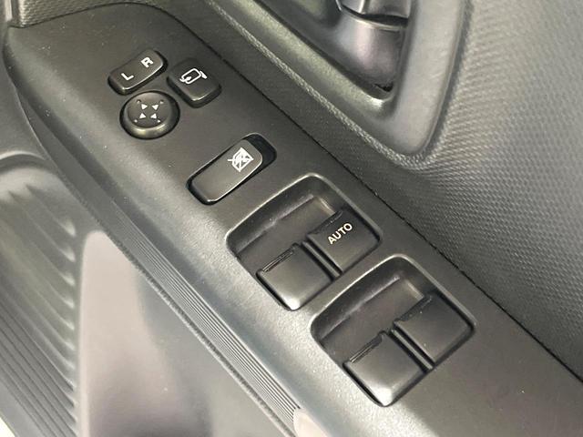 スペーシアギア ハイブリッドXZ ターボ 両側電動ドア 純正SDナビ 衝突被害軽減システム 禁煙車 ドラレコ スマートキー LEDヘッド ビルトインETC クルコン オートライト オートエアコン 純正14インチアルミ Bluetooth(58枚目)