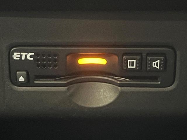 Ｎ－ＢＯＸカスタム Ｇ・Ｌパッケージ　電動スライドドア　純正ＳＤナビ　バックカメラ　衝突被害軽減システム　禁煙車　スマートキー　ＨＩＤヘッド　ビルトインＥＴＣ　オートライト　オートエアコン　純正１４インチアルミ　Ｂｌｕｅｔｏｏｔｈ　ＣＤ（7枚目）