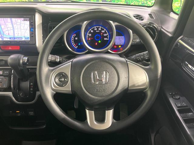 Ｎ－ＢＯＸカスタム Ｇ・Ｌパッケージ　電動スライドドア　純正ＳＤナビ　バックカメラ　衝突被害軽減システム　禁煙車　スマートキー　ＨＩＤヘッド　ビルトインＥＴＣ　オートライト　オートエアコン　純正１４インチアルミ　Ｂｌｕｅｔｏｏｔｈ　ＣＤ（11枚目）