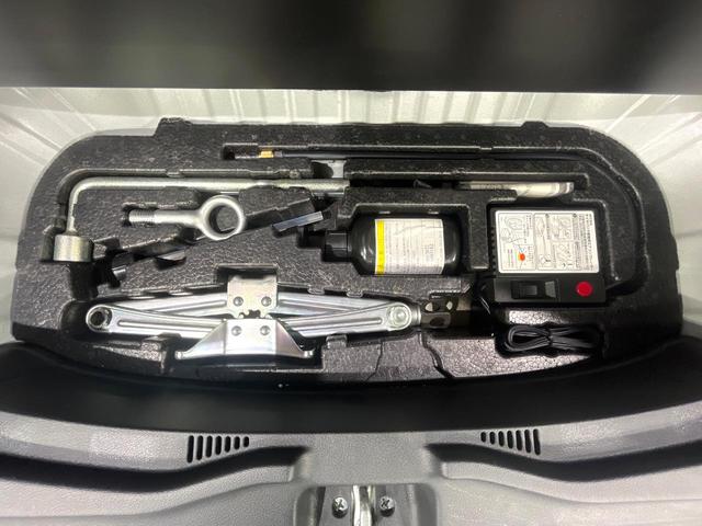 Ｎ－ＢＯＸカスタム Ｇ・Ｌパッケージ　電動スライドドア　純正ＳＤナビ　バックカメラ　衝突被害軽減システム　禁煙車　スマートキー　ＨＩＤヘッド　ビルトインＥＴＣ　オートライト　オートエアコン　純正１４インチアルミ　Ｂｌｕｅｔｏｏｔｈ　ＣＤ（41枚目）