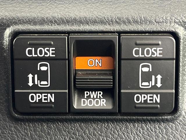 シエンタ G クエロ 両側電動ドア 純正SDナビ 全周囲カメラ 衝突被害軽減システム 禁煙車 スマートキー LEDヘッド ビルトインETC オートライト オートエアコン Bluetooth CD フルセグ LEDフォグ(3枚目)