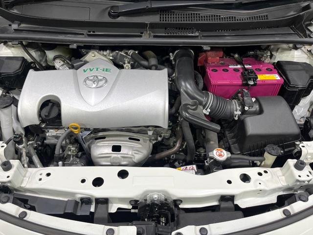 シエンタ G クエロ 両側電動ドア 純正SDナビ 全周囲カメラ 衝突被害軽減システム 禁煙車 スマートキー LEDヘッド ビルトインETC オートライト オートエアコン Bluetooth CD フルセグ LEDフォグ(19枚目)