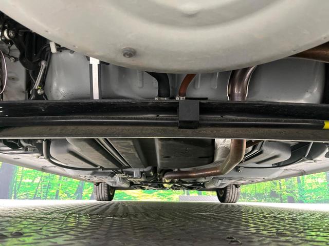 シエンタ G クエロ 両側電動ドア 純正SDナビ 全周囲カメラ 衝突被害軽減システム 禁煙車 スマートキー LEDヘッド ビルトインETC オートライト オートエアコン Bluetooth CD フルセグ LEDフォグ(20枚目)