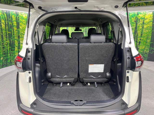 シエンタ G クエロ 両側電動ドア 純正SDナビ 全周囲カメラ 衝突被害軽減システム 禁煙車 スマートキー LEDヘッド ビルトインETC オートライト オートエアコン Bluetooth CD フルセグ LEDフォグ(29枚目)