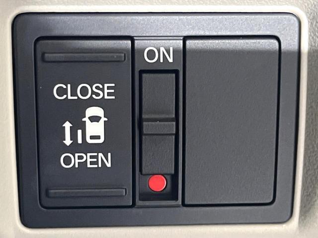 N-BOX ファッションスタイル 電動スライドドア 純正9型ナビ バックカメラ 衝突被害軽減システム レーダークルーズ 禁煙車 ドラレコ スマートキー LEDヘッド ビルトインETC オートハイビーム オートライト オートエアコン(6枚目)