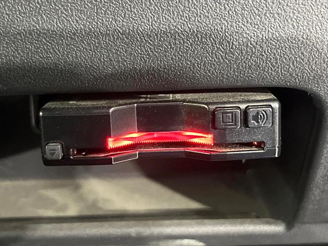 タント カスタムRS ターボ 電動スライドドア 純正SDナビ 禁煙車 スマートキー HIDヘッド ETC オートエアコン 純正15インチアルミ Bluetooth CD DVD再生 フルセグ 革巻きステアリング(6枚目)