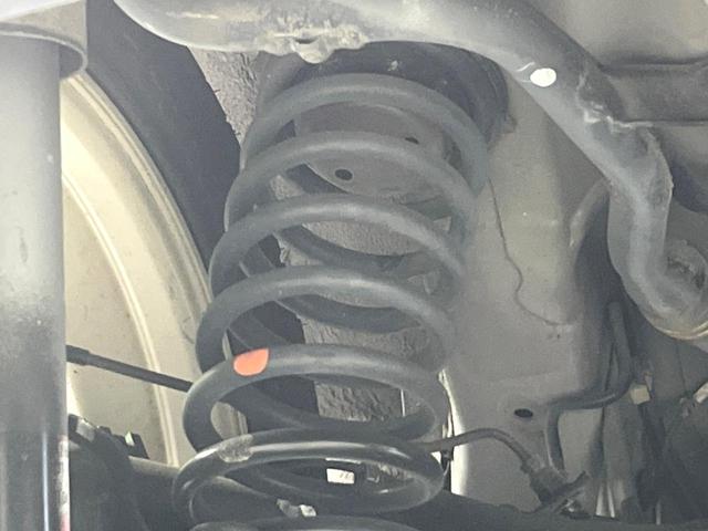 タント カスタムRS ターボ 電動スライドドア 純正SDナビ 禁煙車 スマートキー HIDヘッド ETC オートエアコン 純正15インチアルミ Bluetooth CD DVD再生 フルセグ 革巻きステアリング(23枚目)