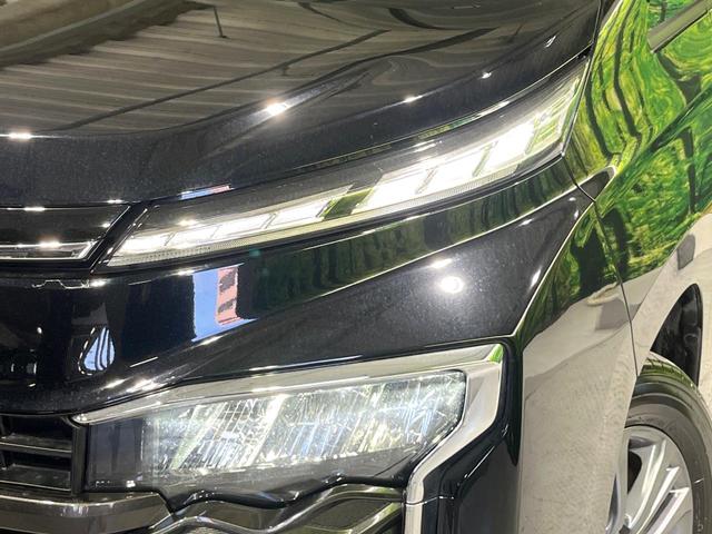 ヴォクシー ハイブリッドS-G 禁煙車 セーフティセンス 純正10.5インチナビ バックカメラ 両側電動スライド ETC オートハイビーム LEDライト オートエアコン 電動パーキングブレーキ 純正16インチAW(12枚目)