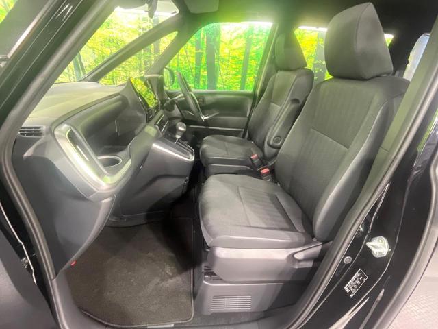 ヴォクシー ハイブリッドS-G 禁煙車 セーフティセンス 純正10.5インチナビ バックカメラ 両側電動スライド ETC オートハイビーム LEDライト オートエアコン 電動パーキングブレーキ 純正16インチAW(45枚目)