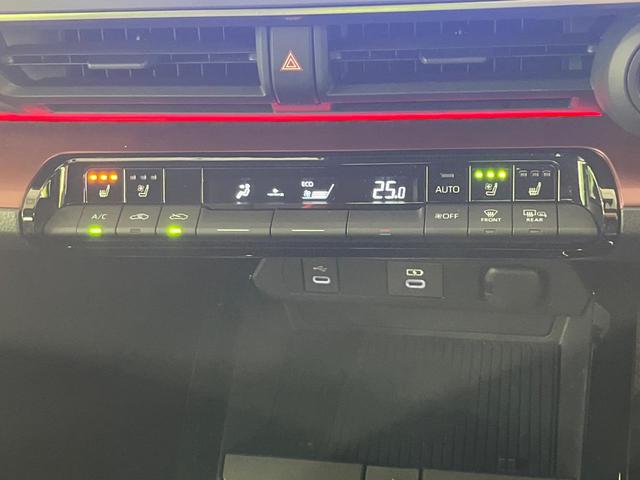 プリウス Ｚ　禁煙車　セーフティセンス　純正１２．３型ナビ　全周囲カメラ　シートエアコン　ブラインドスポットモニター　パークアシスト　ＡＣ１００Ｖ電源　パワーシート　電動リアゲート　オートハイビーム　ＬＥＤライト（6枚目）