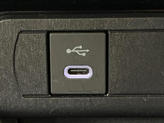 プリウス Ｚ　禁煙車　セーフティセンス　純正１２．３型ナビ　全周囲カメラ　シートエアコン　ブラインドスポットモニター　パークアシスト　ＡＣ１００Ｖ電源　パワーシート　電動リアゲート　オートハイビーム　ＬＥＤライト（29枚目）