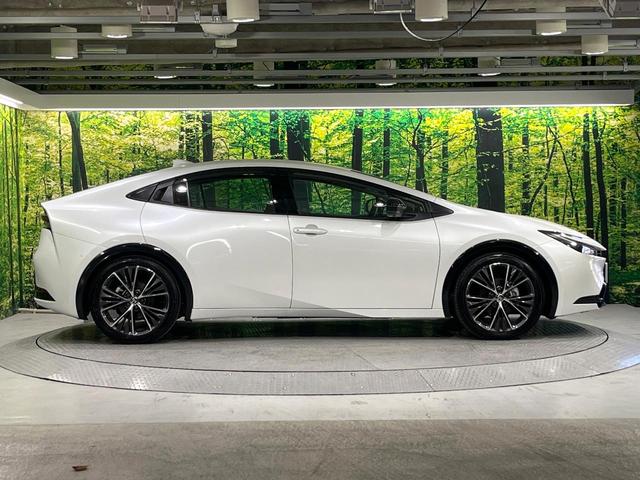 プリウス Ｚ　禁煙車　セーフティセンス　純正１２．３型ナビ　全周囲カメラ　シートエアコン　ブラインドスポットモニター　パークアシスト　ＡＣ１００Ｖ電源　パワーシート　電動リアゲート　オートハイビーム　ＬＥＤライト（40枚目）
