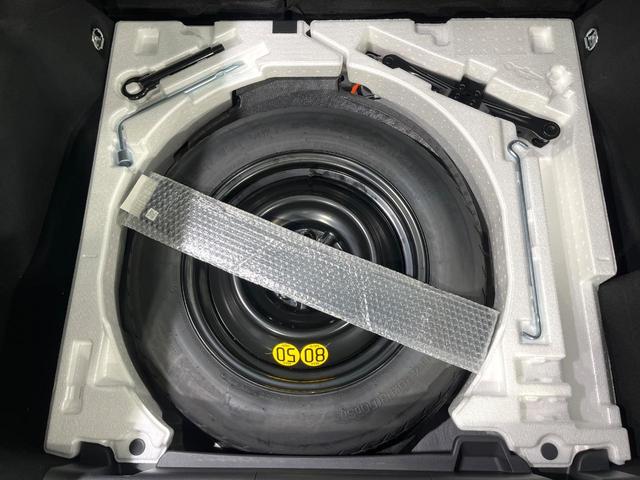 プリウス Ｚ　禁煙車　セーフティセンス　純正１２．３型ナビ　全周囲カメラ　シートエアコン　ブラインドスポットモニター　パークアシスト　ＡＣ１００Ｖ電源　パワーシート　電動リアゲート　オートハイビーム　ＬＥＤライト（44枚目）