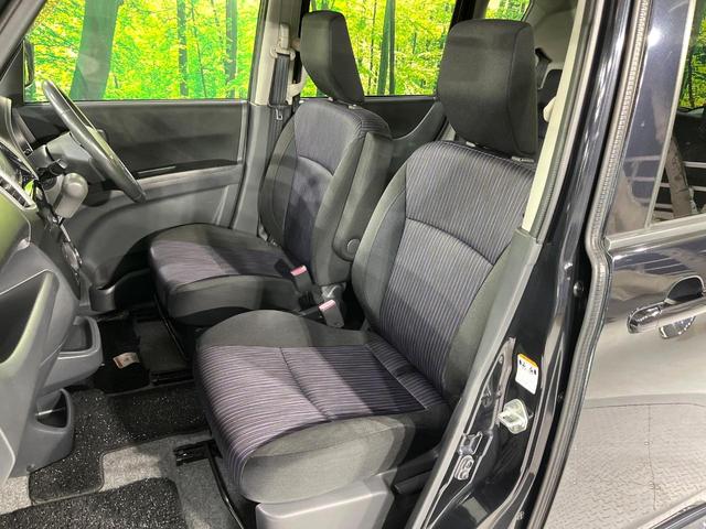 ソリオバンディット アイドリングストップ 禁煙車 メモリーナビ Bluetooth再生 地デジ 両側電動スライド オートエアコン スマートキー プッシュスタート 革巻きステアリング ウィンカーミラー シートリフター 電動格納ミラー(43枚目)