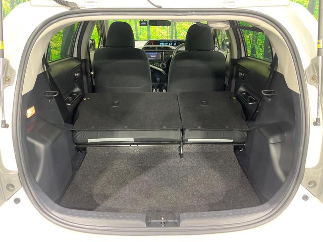 アクア Ｓ　禁煙車　純正ナビ　地デジ　Ｂｌｕｅｔｏｏｔｈ再生　オートエアコン　オートライト　スマートキー　プッシュスタート　スペアタイヤ　ドラレコ（10枚目）