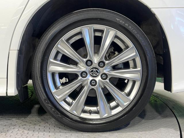 アルファード ２．５Ｓ　タイプゴールド　禁煙車　ツインムーンルーフ　ＪＢＬサウンド　１０．５インチナビ　フリップダウンモニター　全周囲カメラ　デジタルインナーミラー　ＢＳＭ　リアオートエアコン　２列目オットマン　ＡＣ１００Ｖ　パークアシスト（47枚目）