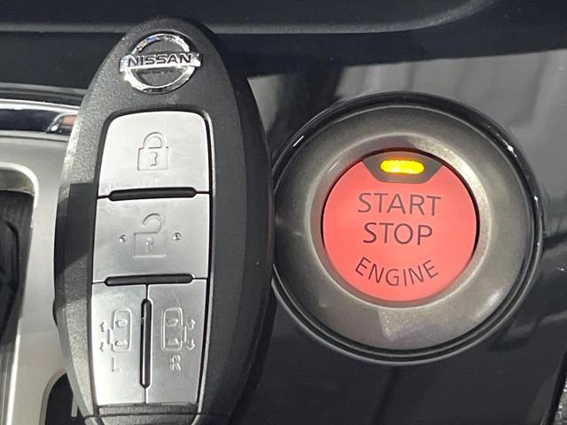 セレナ ハイウェイスター S-ハイブリッド 禁煙車 純正ナビ バックカメラ フリップダウンモニター 両側電動スライド リアオートエアコン ETC スマートキー クルーズコントロール 横滑り防止装置 純正アルミホイール アイドリングストップ(22枚目)