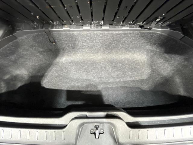 セレナ ハイウェイスター S-ハイブリッド 禁煙車 純正ナビ バックカメラ フリップダウンモニター 両側電動スライド リアオートエアコン ETC スマートキー クルーズコントロール 横滑り防止装置 純正アルミホイール アイドリングストップ(37枚目)