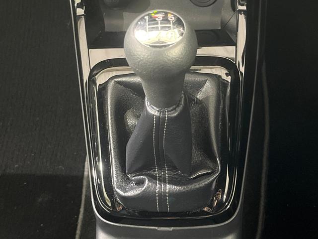 コペン GR スポーツ 禁煙車 MT車 SDナビ シートヒーター Bluetooth フルセグTV スマートキー オートエアコン LEDヘッド&フォグ BBS製16インチAW MOMO製革巻きステアリングホイール(26枚目)