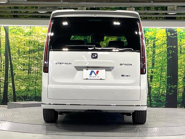 ステップワゴン ｅ：ＨＥＶスパーダ　登録済未使用車　衝突被害軽減システム　両側電動スライドドア　１１．４インチ純正ナビ　レーダークルーズ　電動リアゲート　バックカメラ　ハーフレザーシート　スマートキー　ＬＥＤヘッド　シートヒーター（16枚目）