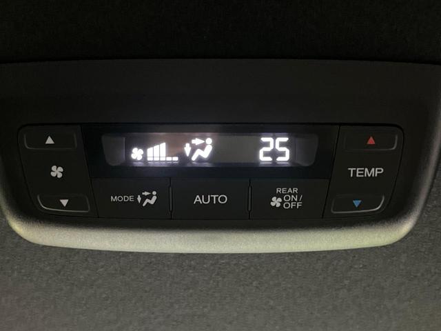 ステップワゴン ｅ：ＨＥＶスパーダ　登録済未使用車　衝突被害軽減システム　両側電動スライドドア　１１．４インチ純正ナビ　レーダークルーズ　電動リアゲート　バックカメラ　ハーフレザーシート　スマートキー　ＬＥＤヘッド　シートヒーター（24枚目）