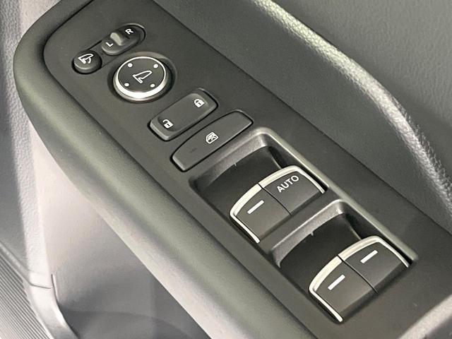 ステップワゴン ｅ：ＨＥＶスパーダ　登録済未使用車　衝突被害軽減システム　両側電動スライドドア　１１．４インチ純正ナビ　レーダークルーズ　電動リアゲート　バックカメラ　ハーフレザーシート　スマートキー　ＬＥＤヘッド　シートヒーター（51枚目）