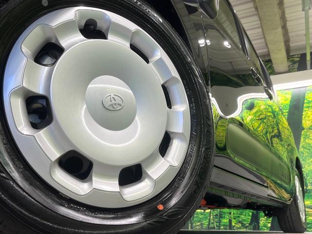 シエンタ ハイブリッドＸ　登録済未使用車　衝突軽減　レーダークルーズ　電動スライドドア　スマートキー　ＬＥＤヘッドライト　オートハイビーム　オートエアコン　オートライト　電動格納ドアミラー　バニティミラー（13枚目）