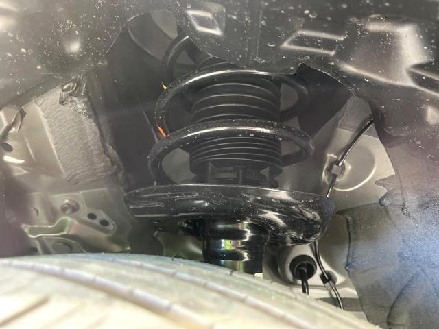 シエンタ ハイブリッドＸ　登録済未使用車　衝突軽減　レーダークルーズ　電動スライドドア　スマートキー　ＬＥＤヘッドライト　オートハイビーム　オートエアコン　オートライト　電動格納ドアミラー　バニティミラー（20枚目）