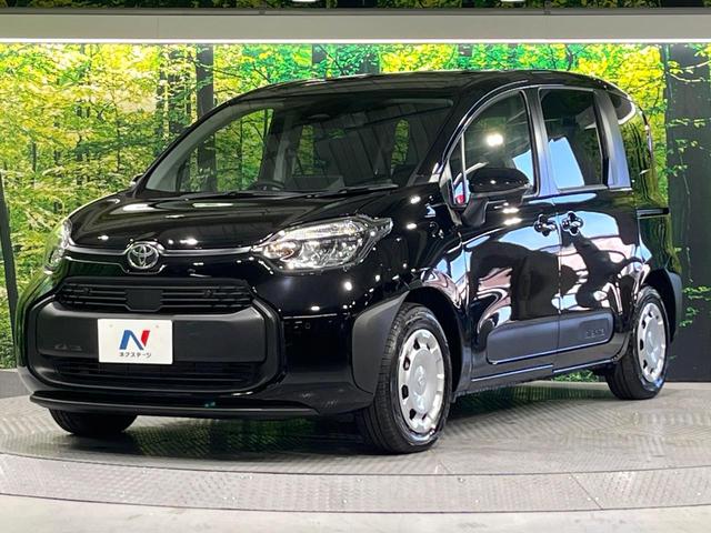 シエンタ ハイブリッドＸ　登録済未使用車　衝突軽減　レーダークルーズ　電動スライドドア　スマートキー　ＬＥＤヘッドライト　オートハイビーム　オートエアコン　オートライト　電動格納ドアミラー　バニティミラー（41枚目）