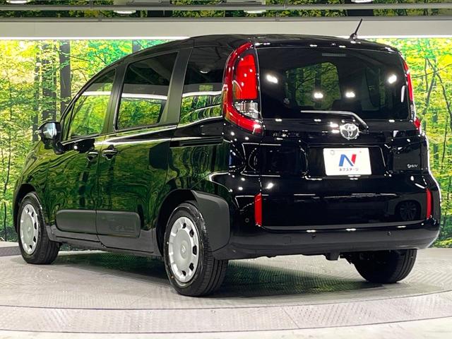 シエンタ ハイブリッドＸ　登録済未使用車　衝突軽減　レーダークルーズ　電動スライドドア　スマートキー　ＬＥＤヘッドライト　オートハイビーム　オートエアコン　オートライト　電動格納ドアミラー　バニティミラー（44枚目）