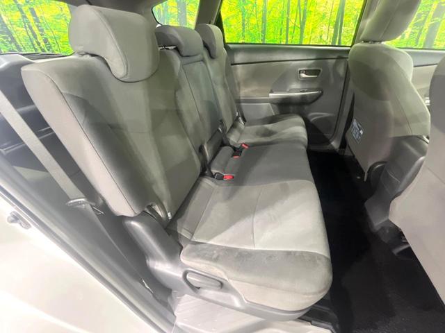 プリウスアルファ Ｓツーリングセレクション　禁煙車　純正ＳＤナビ　ＥＴＣ　オートライト　スマートキー　ＬＥＤヘッドライト　オートエアコン　純正１７インチアルミホイール　ヘッドライトウォッシャー　シートリフタ　Ｂｌｕｅｔｏｏｔｈ　ＣＤ　ＤＶＤ再生（9枚目）