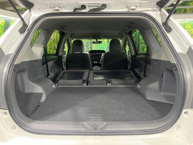 プリウスアルファ Ｓツーリングセレクション　禁煙車　純正ＳＤナビ　ＥＴＣ　オートライト　スマートキー　ＬＥＤヘッドライト　オートエアコン　純正１７インチアルミホイール　ヘッドライトウォッシャー　シートリフタ　Ｂｌｕｅｔｏｏｔｈ　ＣＤ　ＤＶＤ再生（10枚目）