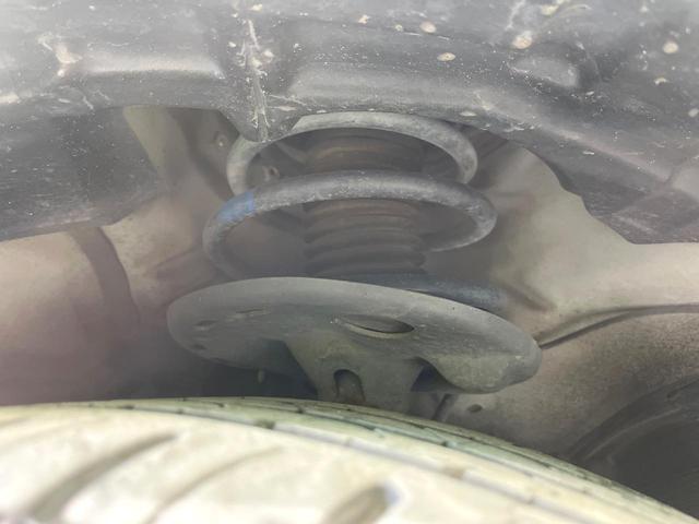 プリウスアルファ Ｓツーリングセレクション　禁煙車　純正ＳＤナビ　ＥＴＣ　オートライト　スマートキー　ＬＥＤヘッドライト　オートエアコン　純正１７インチアルミホイール　ヘッドライトウォッシャー　シートリフタ　Ｂｌｕｅｔｏｏｔｈ　ＣＤ　ＤＶＤ再生（20枚目）