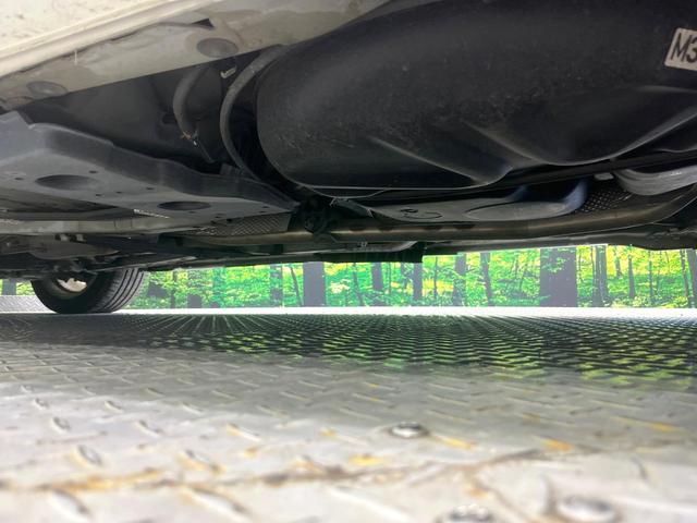 プリウスアルファ Ｓツーリングセレクション　禁煙車　純正ＳＤナビ　ＥＴＣ　オートライト　スマートキー　ＬＥＤヘッドライト　オートエアコン　純正１７インチアルミホイール　ヘッドライトウォッシャー　シートリフタ　Ｂｌｕｅｔｏｏｔｈ　ＣＤ　ＤＶＤ再生（23枚目）