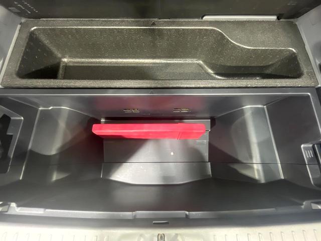 プリウスアルファ Ｓツーリングセレクション　禁煙車　純正ＳＤナビ　ＥＴＣ　オートライト　スマートキー　ＬＥＤヘッドライト　オートエアコン　純正１７インチアルミホイール　ヘッドライトウォッシャー　シートリフタ　Ｂｌｕｅｔｏｏｔｈ　ＣＤ　ＤＶＤ再生（37枚目）