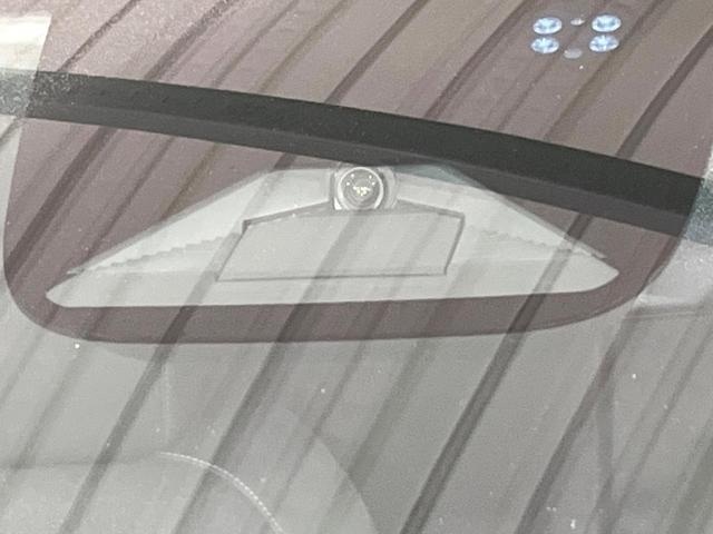 ヴェゼル ｅ：ＨＥＶ　Ｚ　禁煙車　ホンダセンシング　純正９型ナビ　全周囲カメラ　ブラインドスポット　電動リアゲート　シートヒーター　電動パーキングブレーキ　パドルシフト　ＥＴＣ　シーケンシャルターンランプ　コーナーセンサー（3枚目）