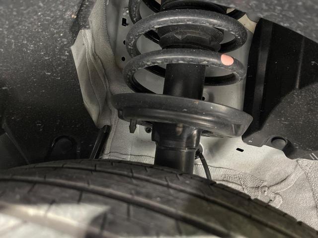 ヴェゼル ｅ：ＨＥＶ　Ｚ　禁煙車　ホンダセンシング　純正９型ナビ　全周囲カメラ　ブラインドスポット　電動リアゲート　シートヒーター　電動パーキングブレーキ　パドルシフト　ＥＴＣ　シーケンシャルターンランプ　コーナーセンサー（20枚目）