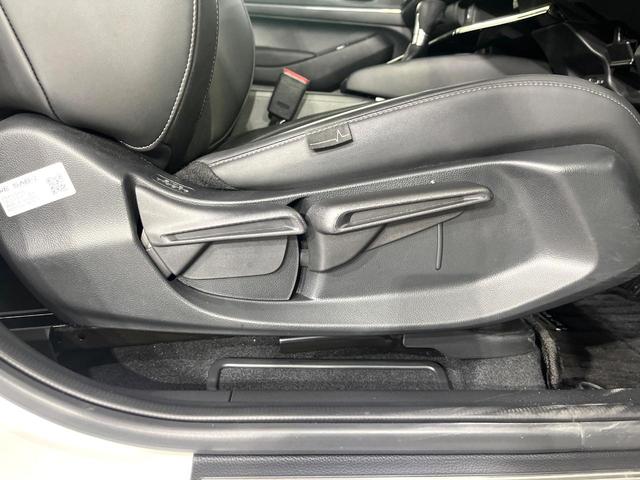 ヴェゼル ｅ：ＨＥＶ　Ｚ　禁煙車　ホンダセンシング　純正９型ナビ　全周囲カメラ　ブラインドスポット　電動リアゲート　シートヒーター　電動パーキングブレーキ　パドルシフト　ＥＴＣ　シーケンシャルターンランプ　コーナーセンサー（46枚目）