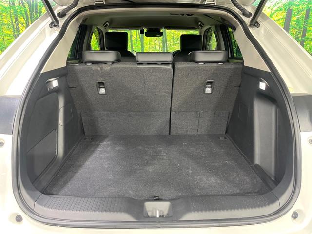 ヴェゼル ｅ：ＨＥＶ　Ｚ　禁煙車　ホンダセンシング　純正９型ナビ　全周囲カメラ　ブラインドスポット　電動リアゲート　シートヒーター　電動パーキングブレーキ　パドルシフト　ＥＴＣ　シーケンシャルターンランプ　コーナーセンサー（49枚目）