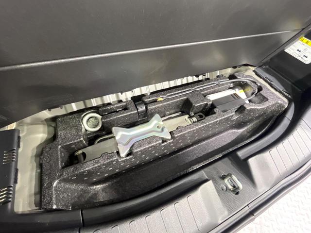 N-BOXカスタム G・Lホンダセンシング 禁煙車 ホンダセンシング 純正8型ナビ バックカメラ 両側電動スライド 前席シートヒーター オートエアコン ETC レーンアシスト LEDライト オートライト スマートキー 後席サンシェード(49枚目)