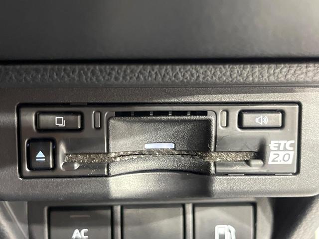 プリウス Ｘ　禁煙車　セーフティセンス　ナビ機能付純正８型ディスプレイ　バックカメラ　ブラインドスポットモニター　ＡＣ１００Ｖ電源　ＬＥＤライト　オートハイビーム　レーダークルーズ　ドラレコ　オートエアコン　ＥＴＣ（21枚目）
