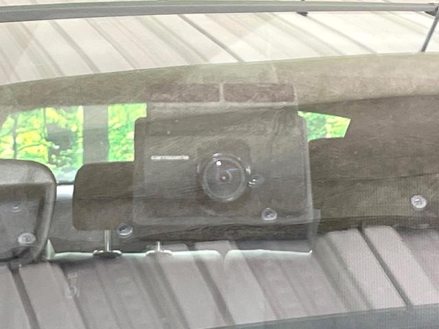 プリウス Ｘ　禁煙車　セーフティセンス　ナビ機能付純正８型ディスプレイ　バックカメラ　ブラインドスポットモニター　ＡＣ１００Ｖ電源　ＬＥＤライト　オートハイビーム　レーダークルーズ　ドラレコ　オートエアコン　ＥＴＣ（26枚目）